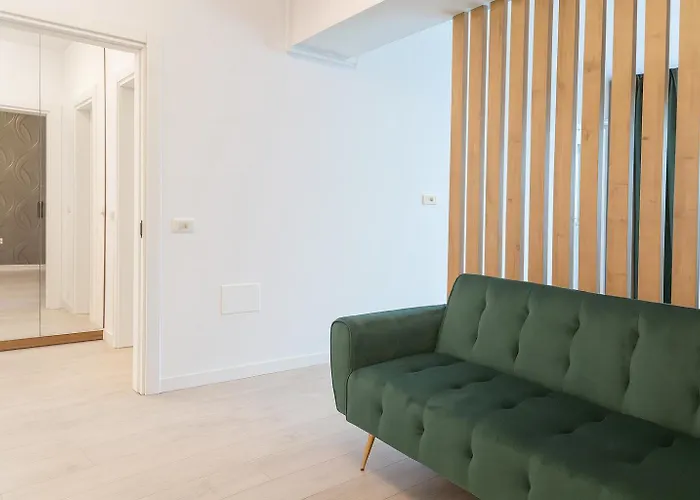 Central Riverside Exclusive Studio Bucureşti